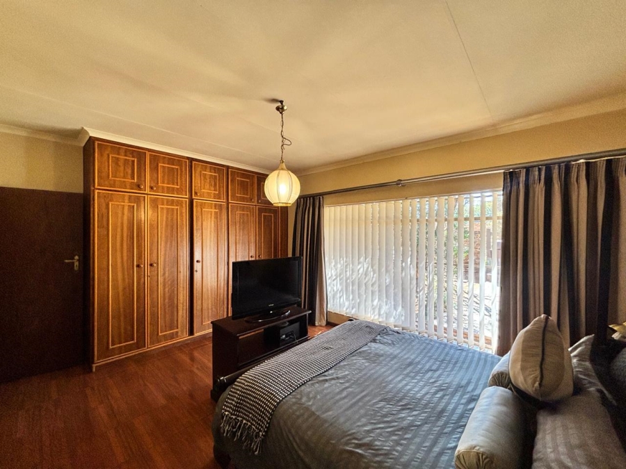 4 Bedroom Property for Sale in Flamwood North West